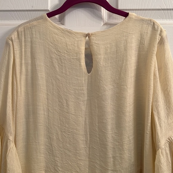 Umgee Top Size 1X - Picture 5 of 8